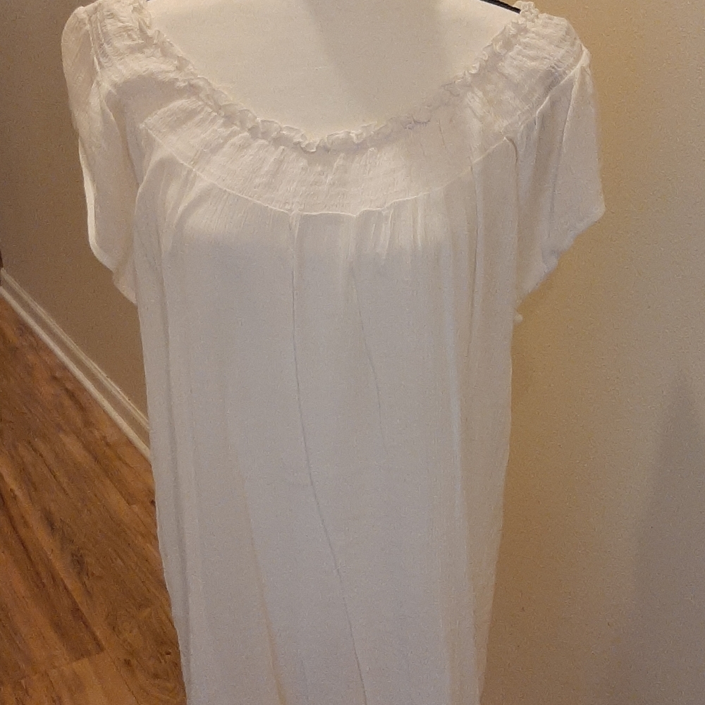 Shirt - Picture 3 of 3